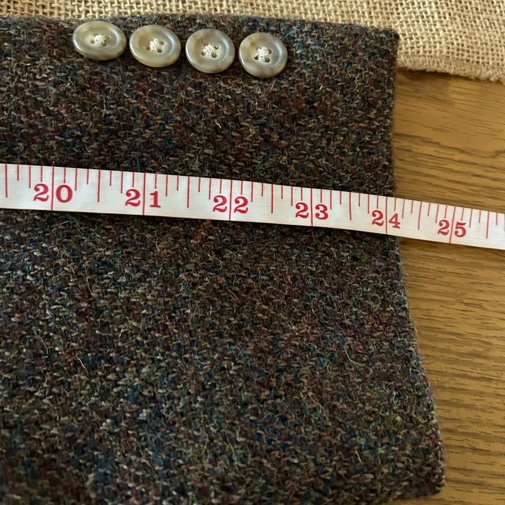 Vtg 100% Pure Scottish Wool Brown Harris Tweed Herringbone Sport Coat by GANT